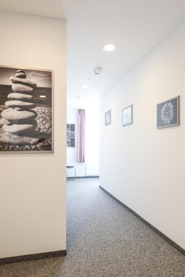 Hotel Loewen Niederuzwil Екстер'єр фото