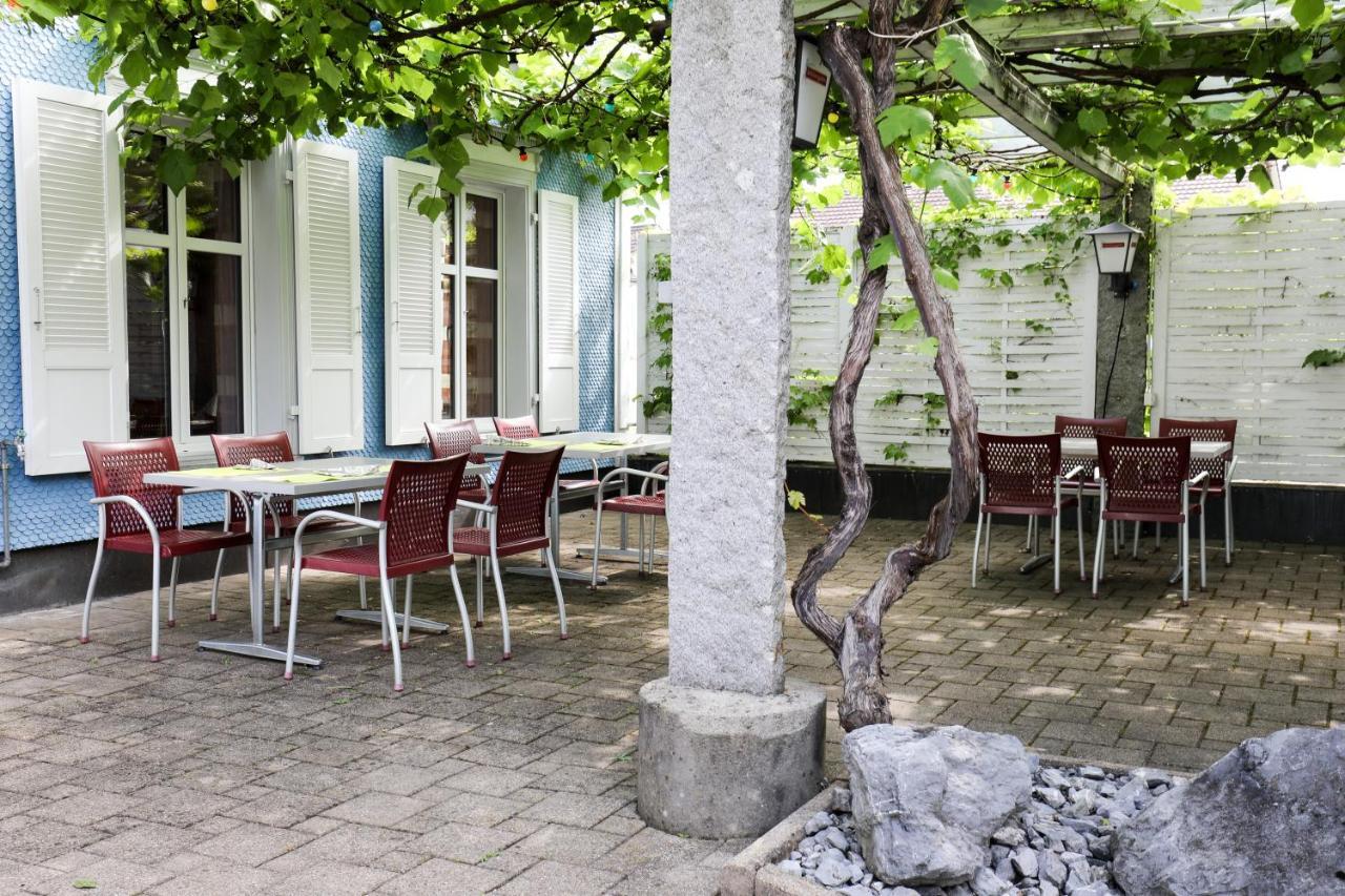 Hotel Loewen Niederuzwil Екстер'єр фото
